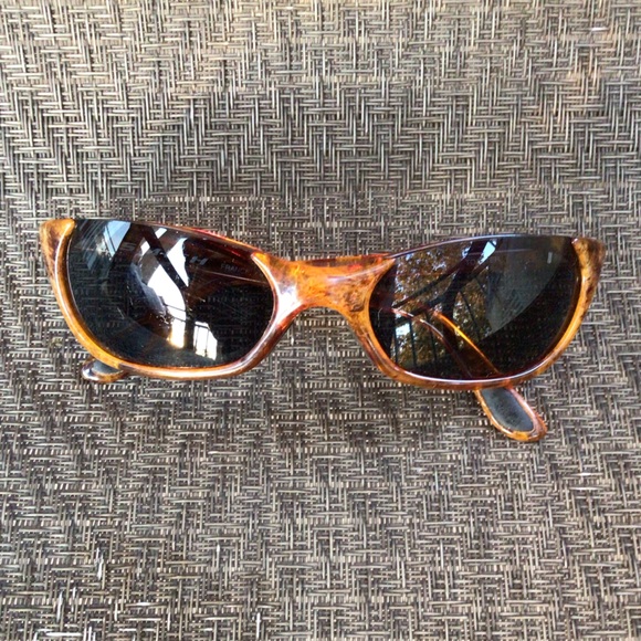 Smith Tortoise/Gray TOASTER Wrap Sunglasses - Picture 5 of 6